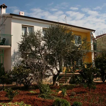 Lapic Apartment